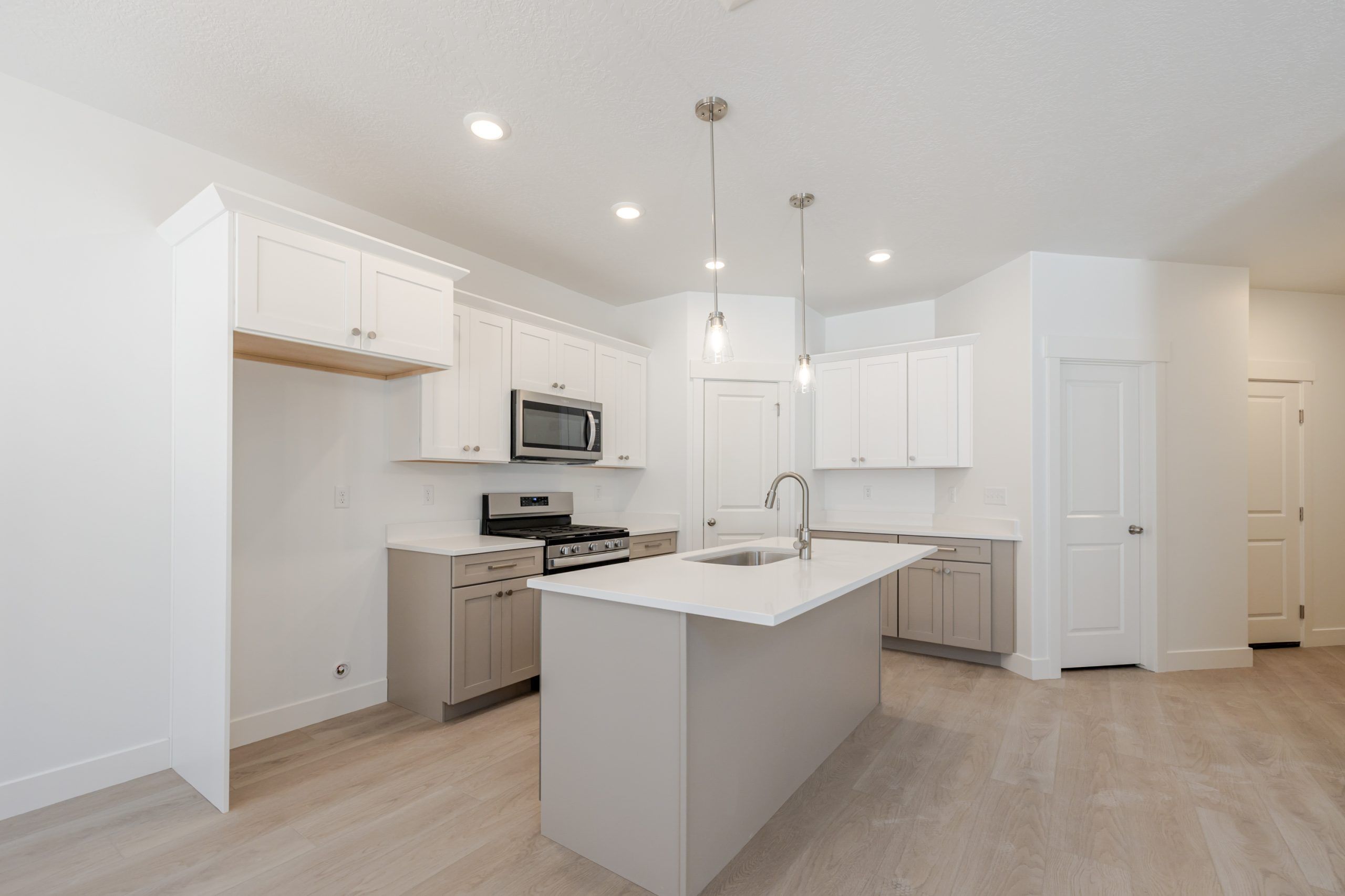 Type B Inner Townhome - Harmony Ridge: Lehi, Utah - EDGEhomes