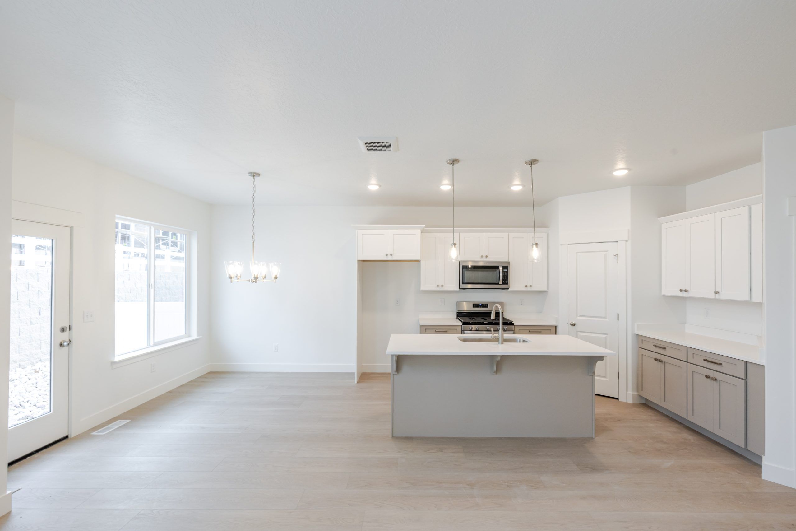 Type B Inner Townhome - Harmony Ridge: Lehi, Utah - EDGEhomes