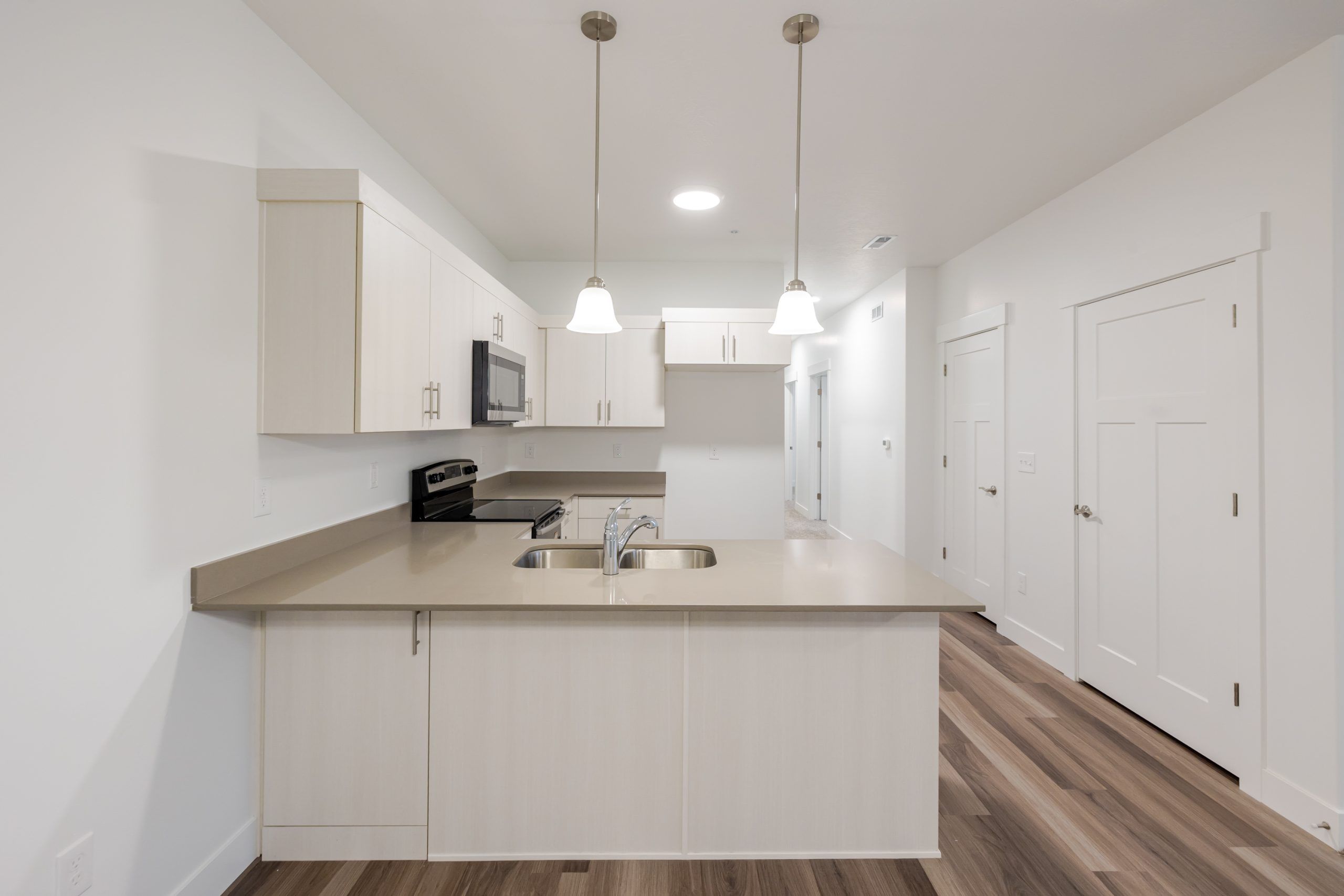 Lot# n102, 709 W 4500 South N102 (Condo A First Level)