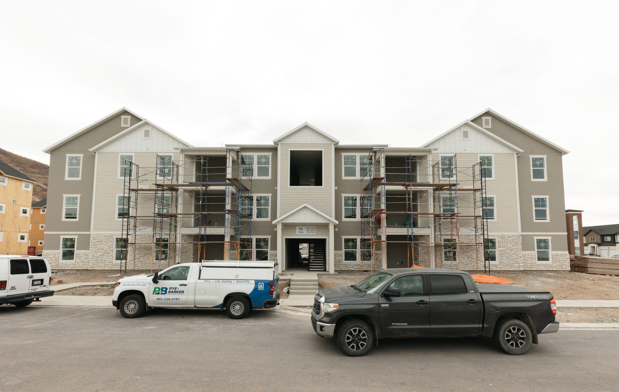 Lot# n102, 709 W 4500 South N102 (Condo A First Level)
