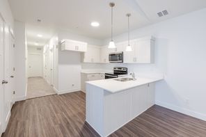 Lot n301 709 W 4500 South N301 (Condo A Third Level)