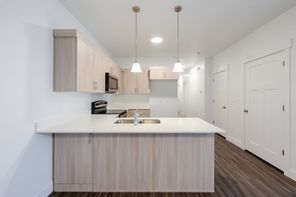 Lot n302 709 W 4500 South N302 (Condo A Third Level)