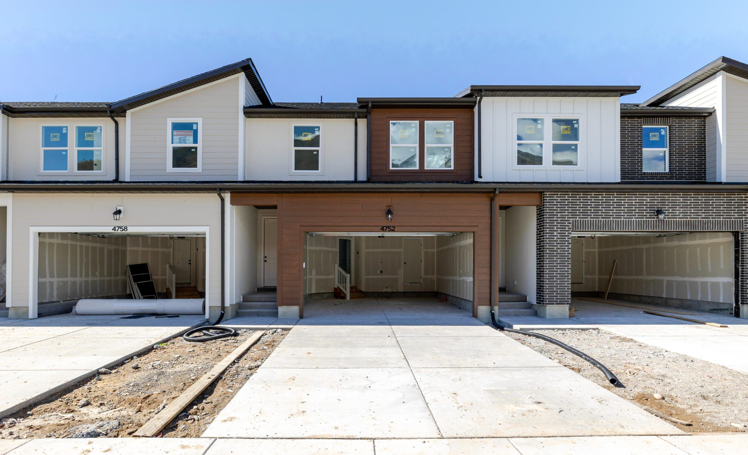 Type B Inner Townhome - Harmony Ridge: Lehi, Utah - EDGEhomes