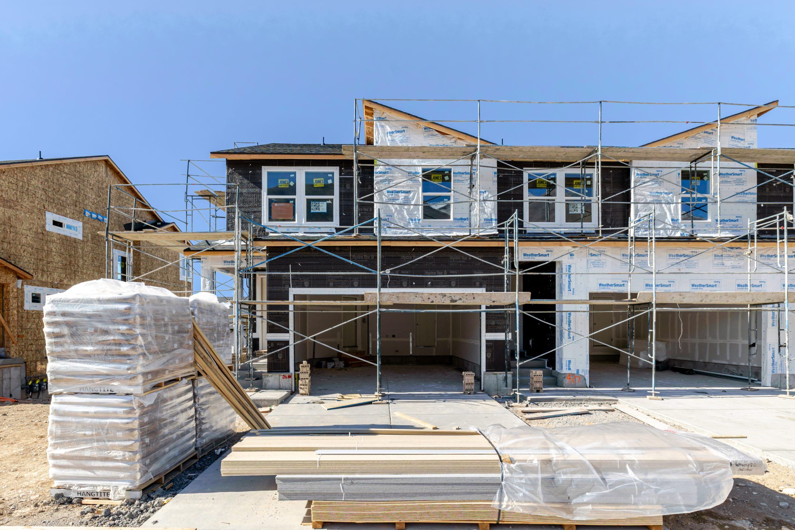 Type B Outer Townhome - Harmony Ridge: Lehi, Utah - EDGEhomes