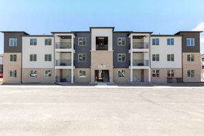 Lot t303 4668 S Olive Ave T303 (Condo A Third Level)