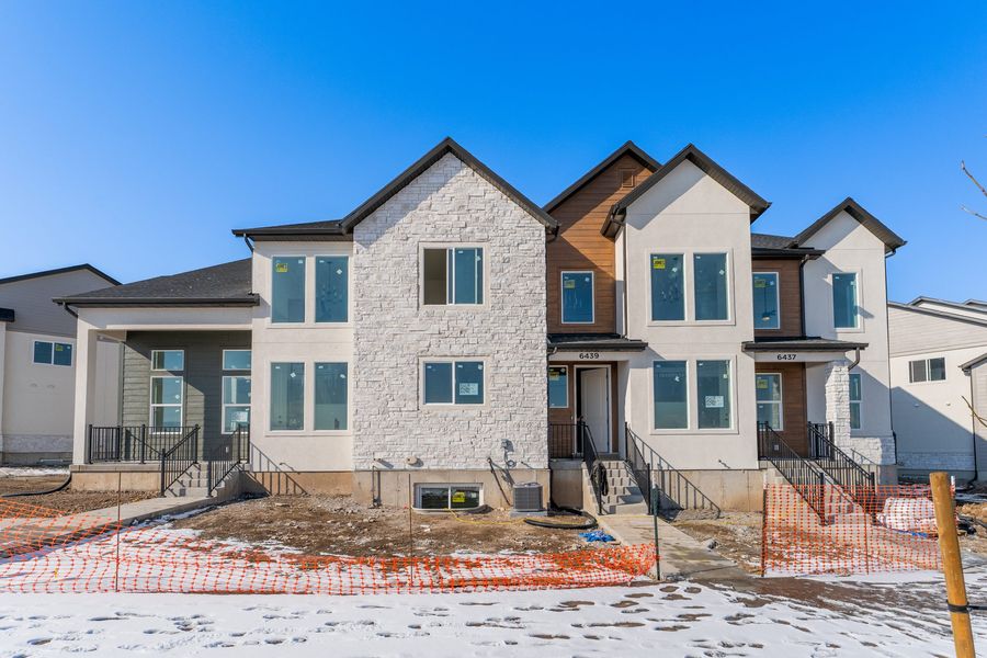 6439 W Baldy Ridge Ln. Herriman, UT 84096