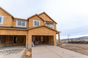 12684 S Bishop Pass Cv (Type B Outer Townhome)
