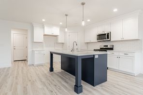 1049 N Devers Dr (Kate)