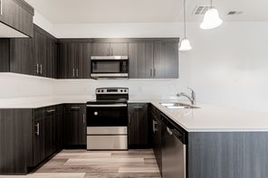 4718 W Neill Ln MM302 (Condo B Front Third Level)
