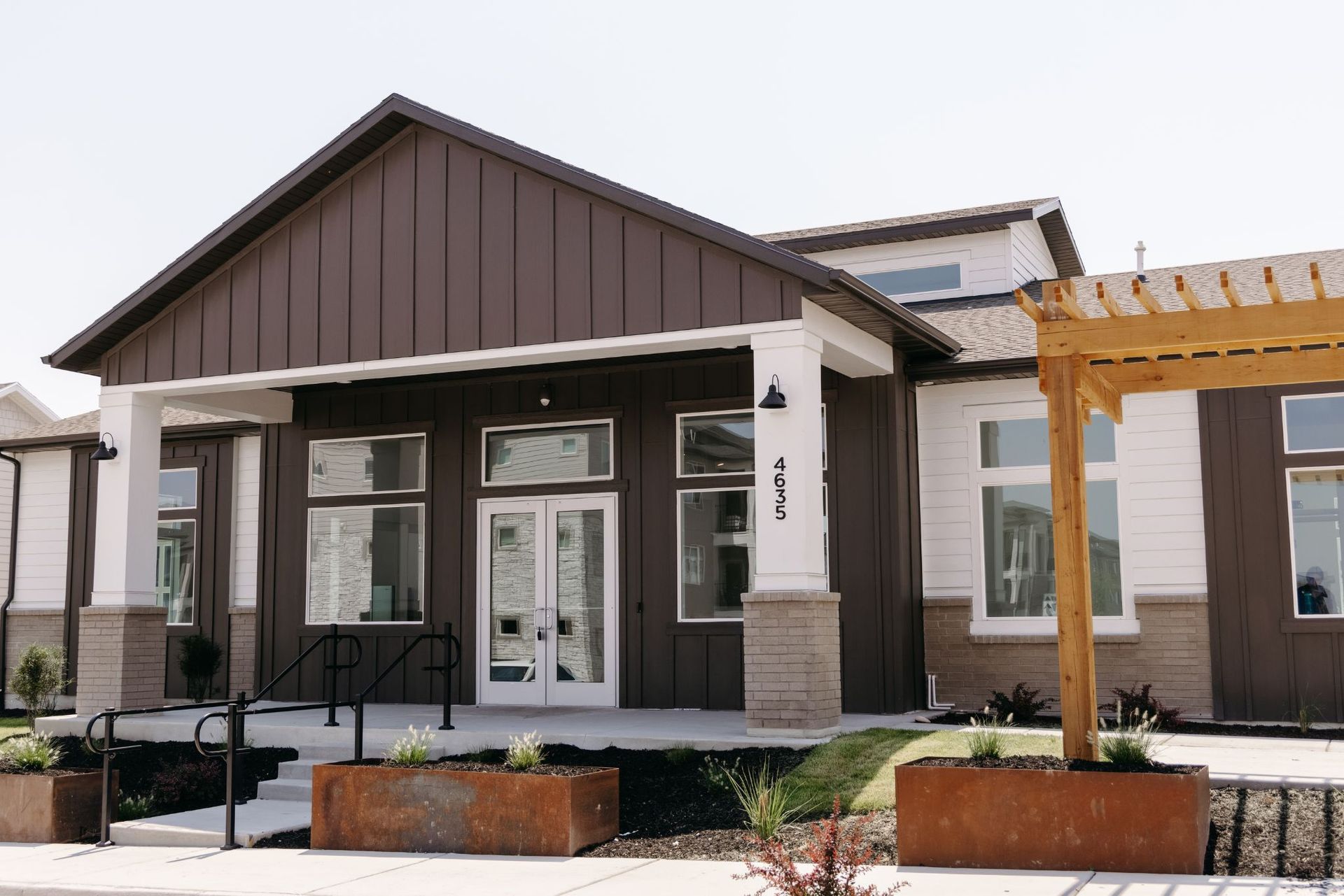 Clubhouse Exterior