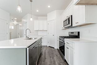 Type B Outer Townhome - Ridgehorne: Saratoga Springs, Utah - EDGEhomes