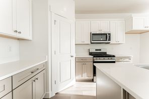 4650 S Alder Dr (Type B Inner Townhome)