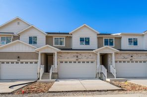 686 W 4500 South (Type B Inner Townhome)