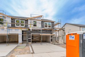 4662 S Heartwood Rd (Type B Outer Townhome)