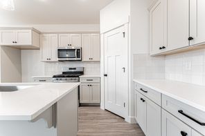 668 W 4500 South (Type B Inner Townhome)