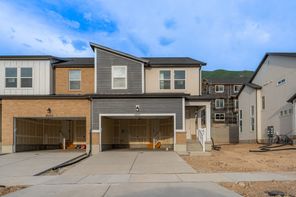 4617 S Olive Ave (Type B Outer Townhome)
