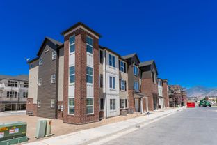 Condo B Rear Second & Third Level - Harmony Ridge: Mapleton, Utah - EDGEhomes