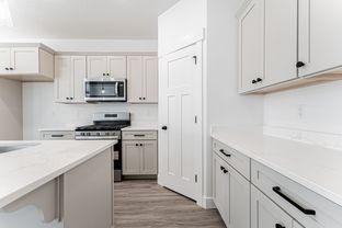 Type B Inner Townhome - Harmony Ridge: Mapleton, Utah - EDGEhomes