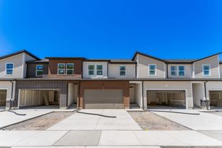 Type B Inner Townhome - Harmony Ridge: Lehi, Utah - EDGEhomes