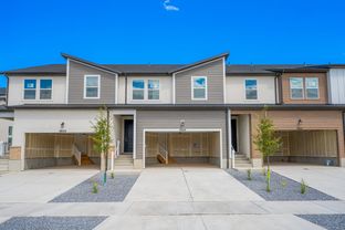 Type B Inner Townhome - Harmony Ridge: Mapleton, Utah - EDGEhomes