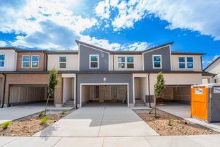 Type B Inner Townhome - Harmony Ridge: Lehi, Utah - EDGEhomes