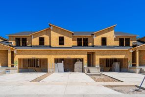 4757 S Heartwood Rd (Type B Inner Townhome)
