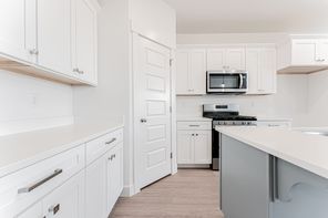 4670 S Heartwood Rd (Type B Inner Townhome)