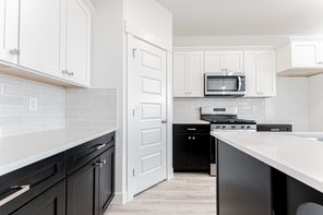 4668 S Heartwood Rd (Type B Inner Townhome)