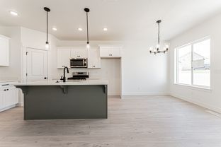 Type B Inner Townhome - Wildflower 2.0: Saratoga Springs, Utah - EDGEhomes