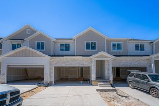 Type B Inner Townhome - Wildflower 2.0: Saratoga Springs, Utah - EDGEhomes