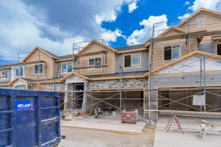 Type B Inner Townhome - Wildflower 2.0: Lehi, Utah - EDGEhomes