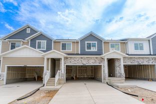Type B Inner Townhome - Wildflower 2.0: Saratoga Springs, Utah - EDGEhomes