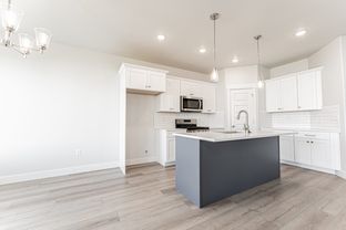 Type B Inner Townhome - Harmony Ridge: Lehi, Utah - EDGEhomes