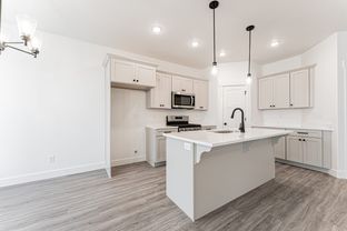 Type B Inner Townhome - Harmony Ridge: Lehi, Utah - EDGEhomes