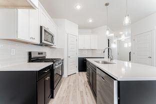 Type B Outer Townhome - Harmony Ridge: Mapleton, Utah - EDGEhomes