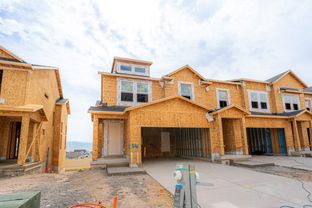 Type B Outer Townhome - Highridge: Saratoga Springs, Utah - EDGEhomes