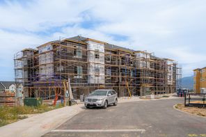 6454 W Pinnacle Peak Ln E102 (Condo B Front First Level)
