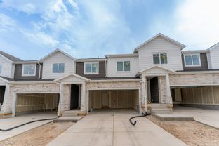Type B Inner Townhome - Wildflower 2.0: Saratoga Springs, Utah - EDGEhomes