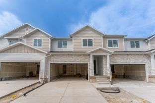 Type B Inner Townhome - Wildflower 2.0: Saratoga Springs, Utah - EDGEhomes