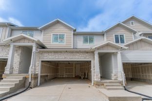 Type B Inner Townhome - Wildflower 2.0: Saratoga Springs, Utah - EDGEhomes