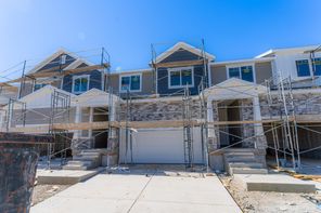 2927 N Red Velvet Ln (Type B Inner Townhome)