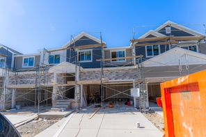 2931 N Red Velvet Ln (Type B Inner Townhome)