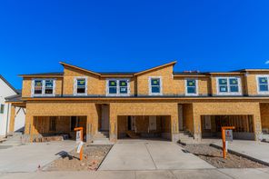 4713 S Olive Ave (Type B Inner Townhome)