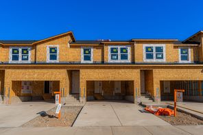 4719 S Olive Ave (Type B Inner Townhome)