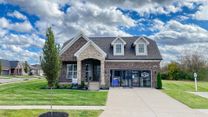 Sanctuary Falls, Serenity Series por Elite Built Homes LLC. en Louisville Kentucky
