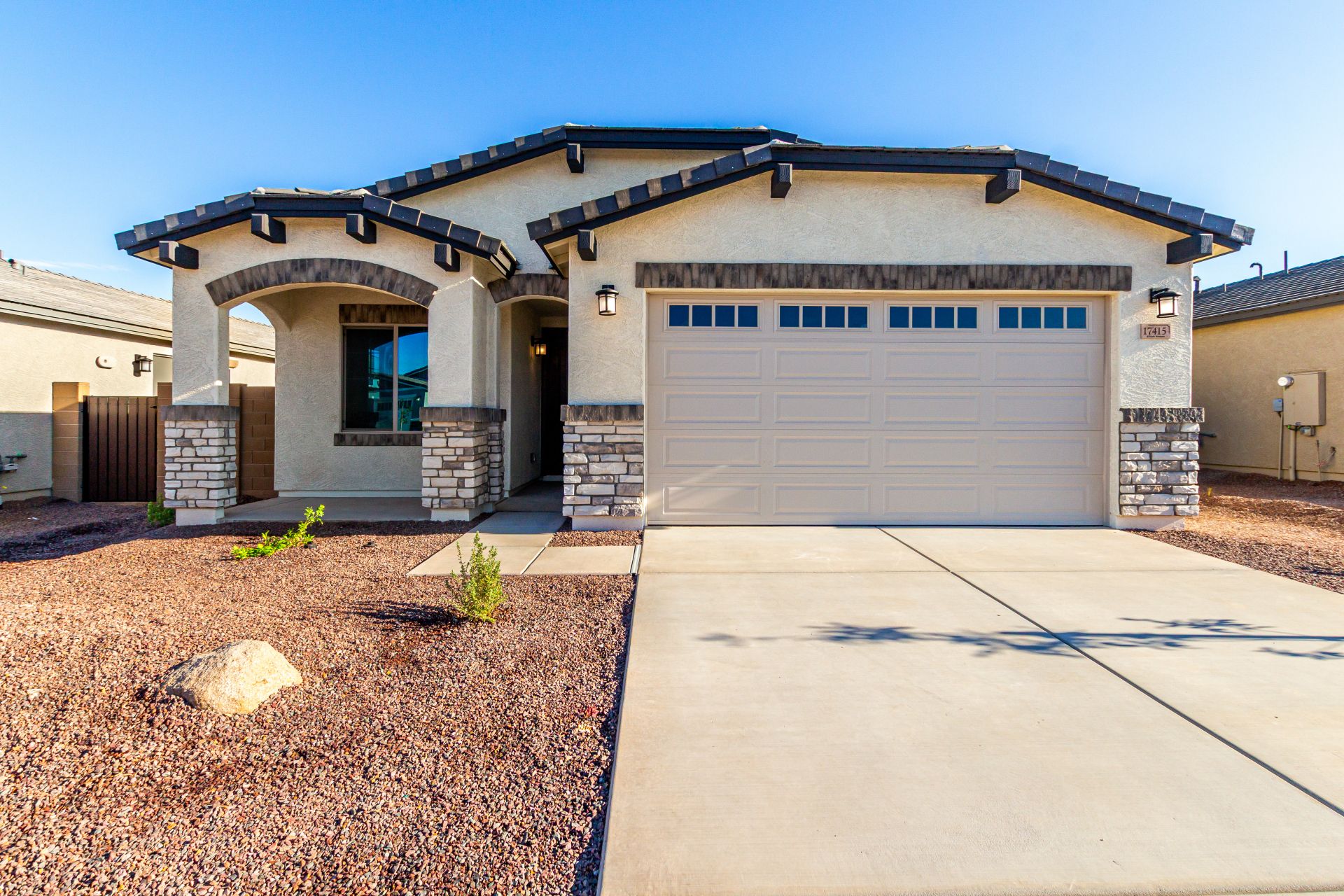 17415 W. Las Palmaritas Drive (Granite Vista Avanti - Plan 2028)