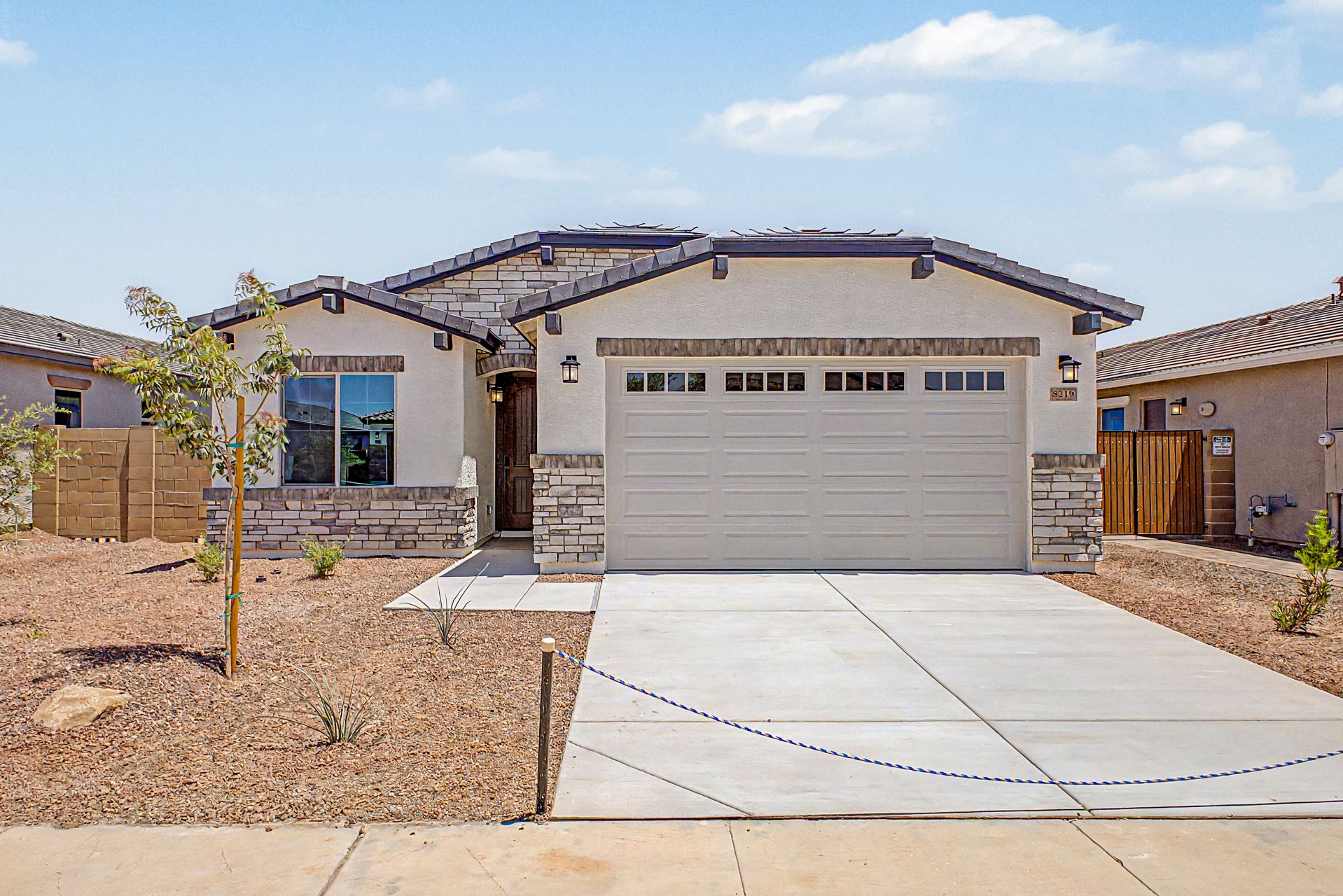 8219 N. 173rd Lane (Granite Vista Avanti - Plan 1901)
