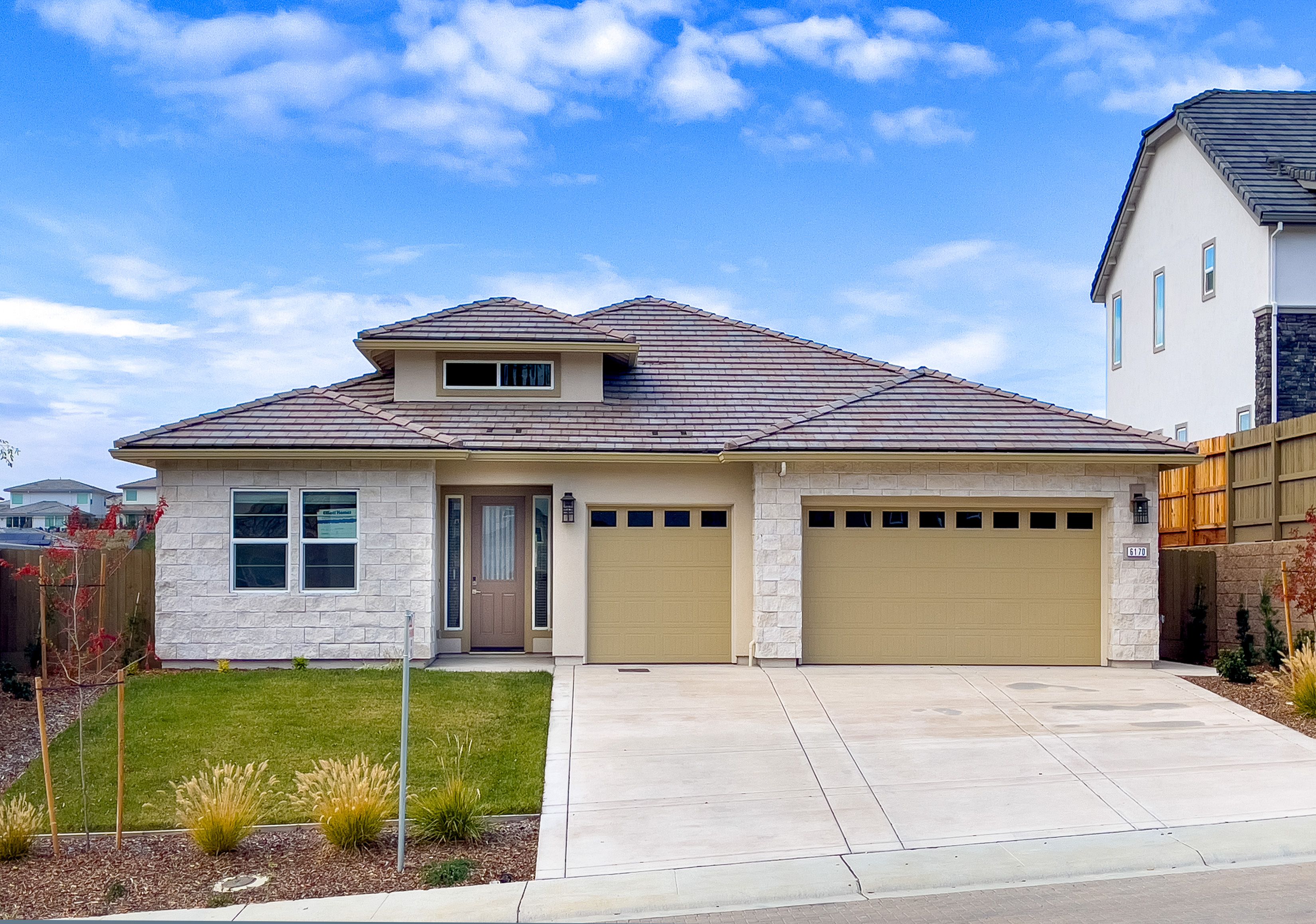 The Clover - Ponderosa at Saratoga Estates: El Dorado Hills, California - Elliott Homes