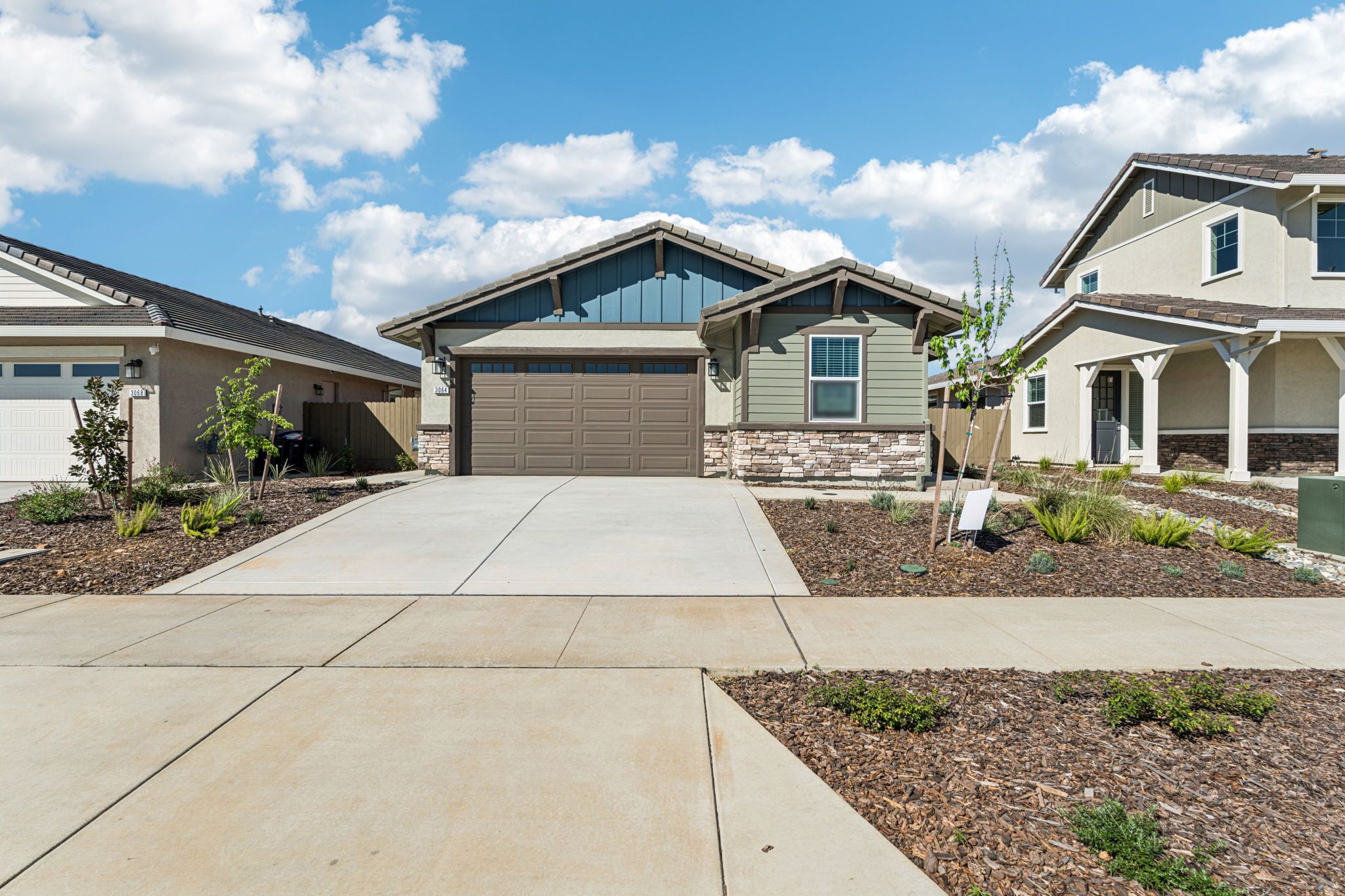 3064 Irazu Way (Plan 1928)