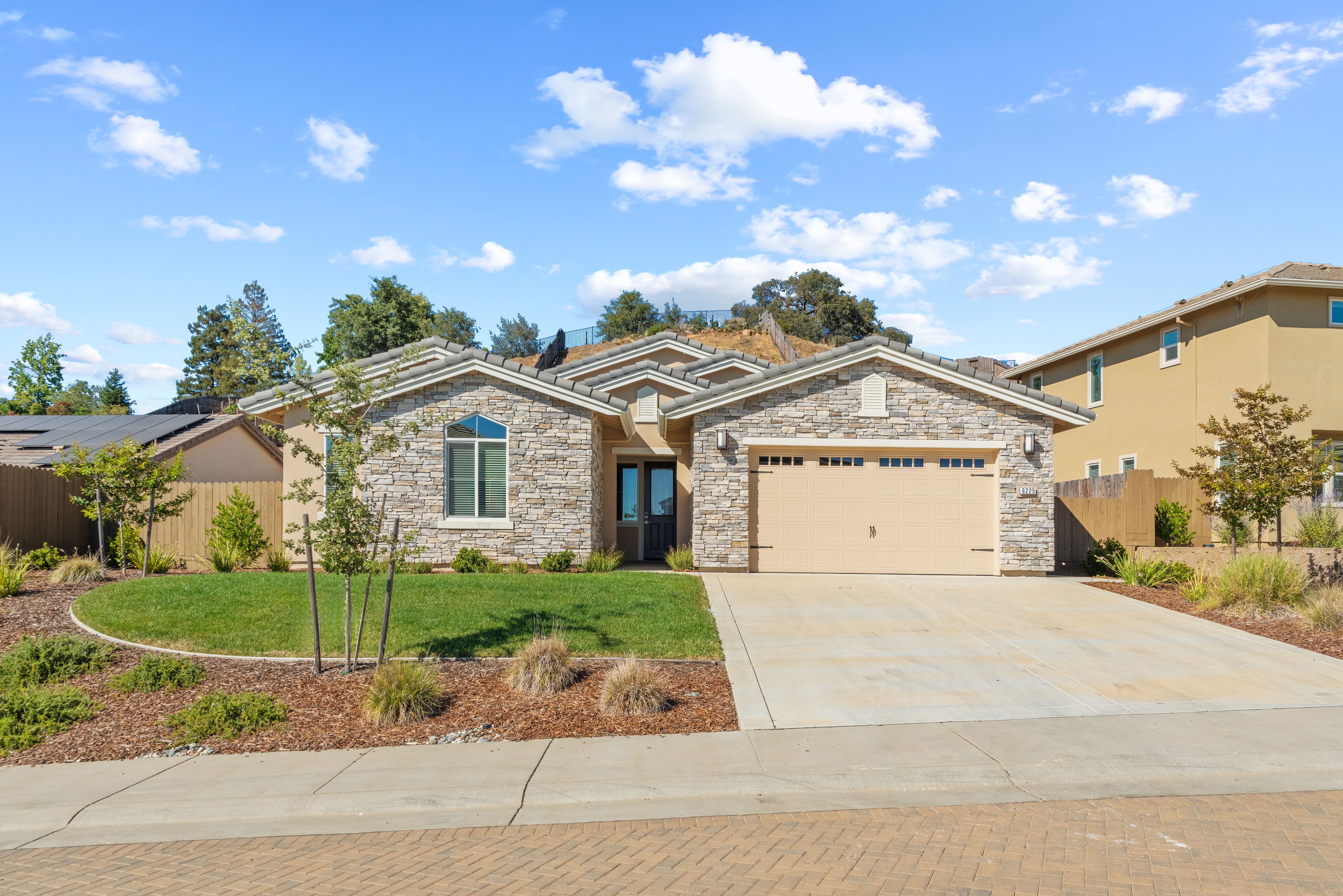 The Lucerne - Ponderosa at Saratoga Estates: El Dorado Hills, California - Elliott Homes